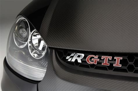 Volkswagen Golf V R GTI Black Power