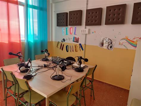 Ceip M Su Rez Fiol En Ondas Y El Proyecto De Espacios Creativos El