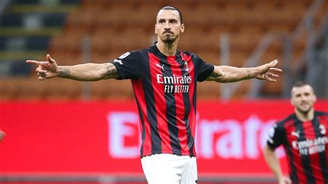 Ac Milan Zlatan Ibrahimovic Positif Au Covid