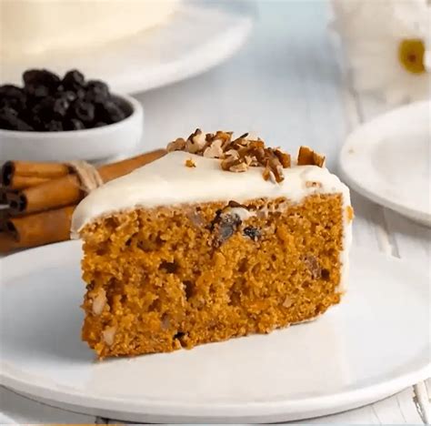 The Best Costco Carrot Cake Recipe