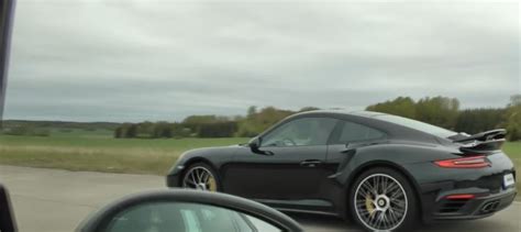 Porsche 911 Gt2 Rs Vs 911 Turbo S Airfield Drag Race Is Deadly