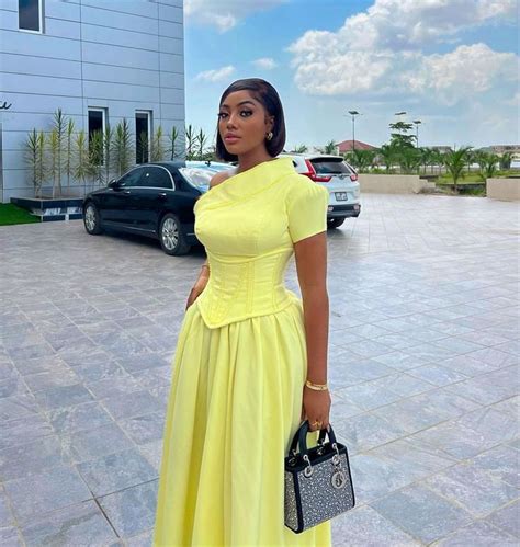 Pin By Ifeoma Anekwe On New Style Modest Dresses Fashion Chic Dress