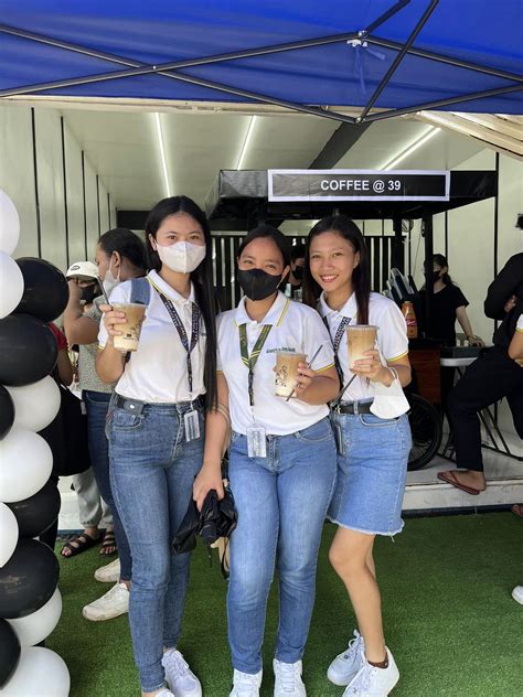 RANDOM SHOTS: Don Macchiatos Carmen branch now open; 2nd branch in