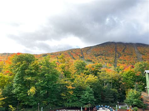 Stowe, Vermont Fall Travel Guide | 11 Things To Do + Tips - joyfully so