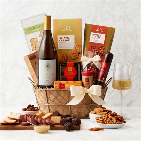 Wine Gift Baskets - The Best 2022 Wine Gifts | Hickory Farms