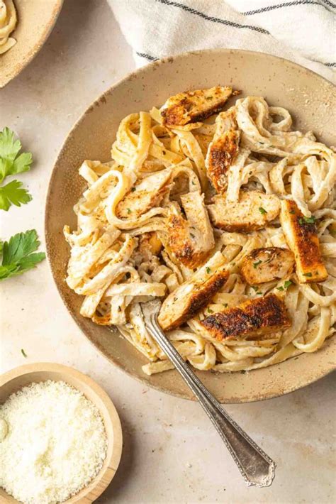 Blackened Chicken Alfredo The Pasta Twins