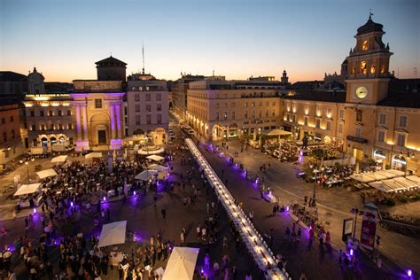 Parma Successo Per La Cena Dei Mille Tra Chef Stellati E Solidariet