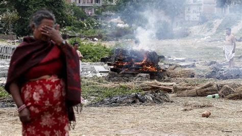 Mehr Als Tote Nach Erdbeben In Nepal Bef Rchtet Sn At