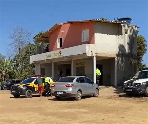 Quatro Pessoas S O Mortas A Tiros Em Chacina Em Guaraciaba Do Norte No