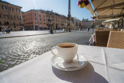 Caffè tra sostenibilità e aumento dei costi il futuro del settore