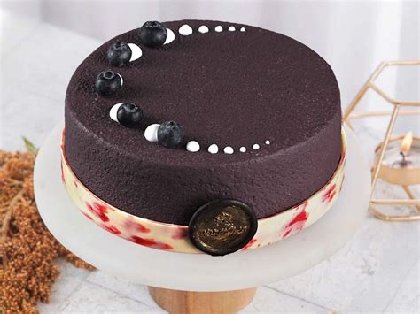 Buy Premium Blueberry Cake Online | Velvet Cake | Free Delivery