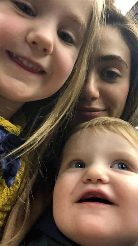 Pin de ella ౨ৎ en emmy rossum