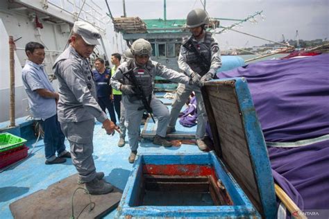 Komitmen Hapus Penangkapan Ikan Ilegal Demi Konservasi Berkelanjutan