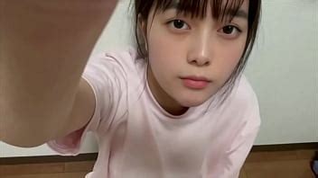 大学のサークルで男子水泳部のおちんちんのもっこりを見てしまいそこからずっとムラムラしていたので家でオナニーしてしまいました XVIDEOS