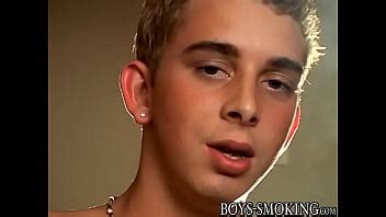 La Linda Hoyt Jaeger Fuma Puros Mientras Se Masturba Y Se Corre XVIDEOS