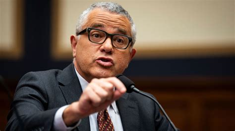 CNN chief legal analyst Jeffrey Toobin will exit network after 20 years ...