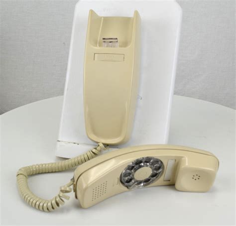 Meticulously Restored Working Vintage Trimline Rotary Wall Telephone