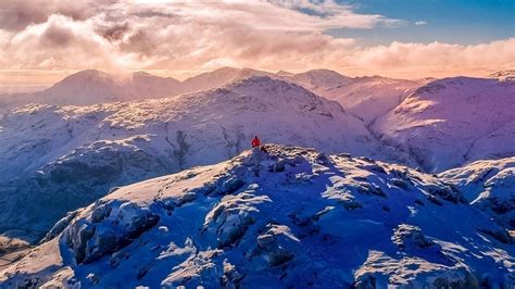 Winter Walking from the Langdale Valley | BaldHiker