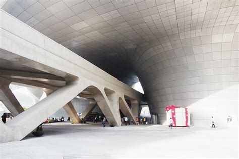 Dongdaemun Design Plaza – Pheuron Tay: Singapore Lifestyle & Travel Blog since 2013