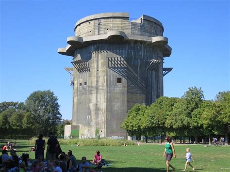 Pretty Awesome Zombie Fortress In The City I Live Zombies