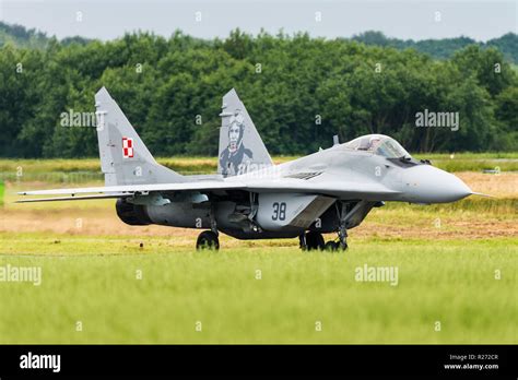 Mikoyan mig 29 fulcrum fotografías e imágenes de alta resolución Alamy