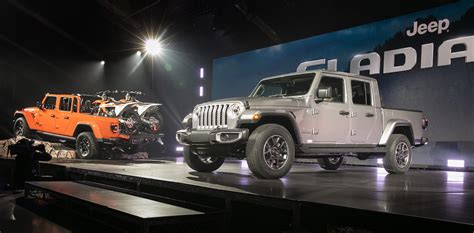 2020 Jeep Gladiator Debuts At 2018 La Auto Show Goes On Sale In Q2 2019