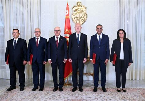 Tunisie Saïed Remet Leurs Lettres De Créance à De Nouveaux