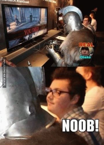 Noob Meme - NOOB - Discover & Share GIFs