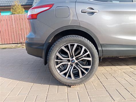 siny na leto ikon tyres nordman  suv    nissan