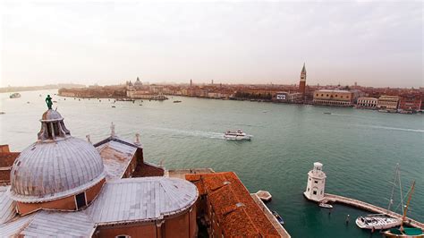 Luxury Venice Boat Tour on the Grand Canal | Take Walks Venice