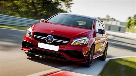 Location Mercedes Classe A45 Amg Gtluxury