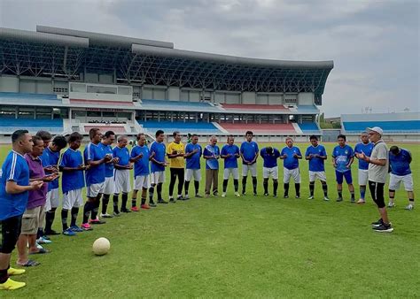 Mantan Pemain Lintas Era Berkumpul Di Mandala Krida Doakan PSIM Mulus