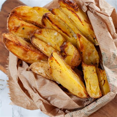 how long to cook baked potato in microwave oven