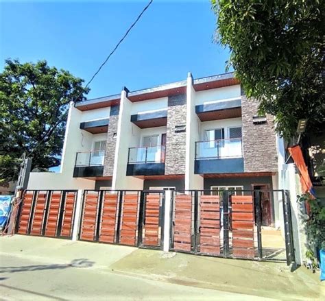 2 Story Triplex House Lot for Sale in Pulang Lupa 2 Las Piñas