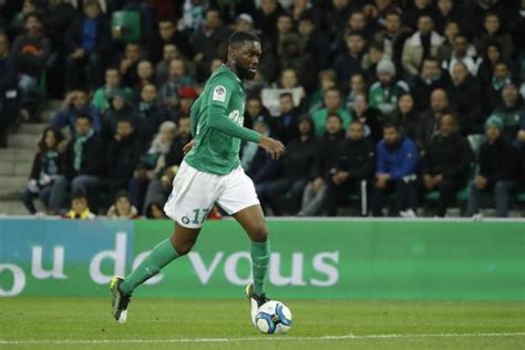 Foot Jean Eudes Aholou Cambriol Pendant Saint Tienne Bordeaux