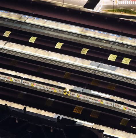 Commuters are frustrated by the confusing York train station map layout 5