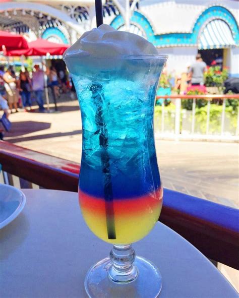 26 Best Foods To Eat At Disneyland And California Adventure Disney