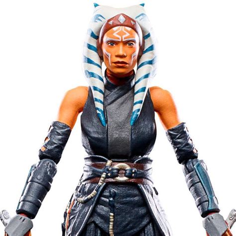 Star Wars Celebrates Rosario Dawsons Ahsoka And The Mandalorian With New