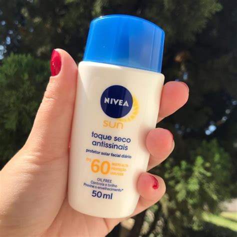 Resenha Protetor Solar Facial Toque Seco Nivea