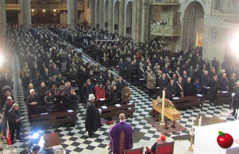 Lecco Basilica Gremita Per I Funerali Di Giulio Boscagli Il Cardinal