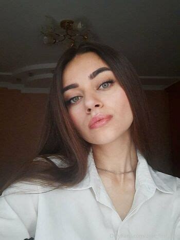 Georginaaaa23 Zina First Kiss Nude OnlyFans The Fappening Plus