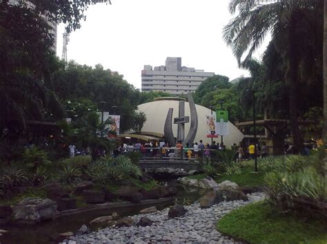 Greenbelt Chapel in Makati ~ Pinay Mom Blogs!...and LIFE goes on for a Filipino Mom..