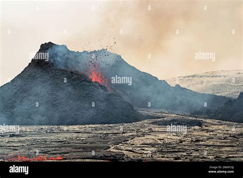 Fagradalsfjall volcanic eruption, Iceland Stock Photo - Alamy