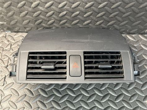 Toyota Corolla Black Center Duct Hvac Ac Heater Dash Vent