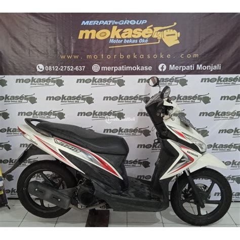 Motor Honda Vario Putih Bekas Tahun Terawat Di Sleman