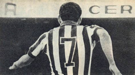 Há 35 Anos Perdemos Garrincha 7 Histórias Incríveis Da Alegria Do Povo