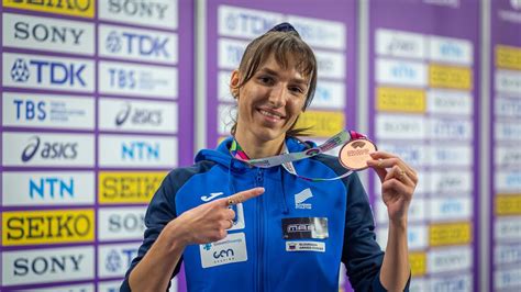 Sp V Dvorani Glasgow Lia Apostolovski Po Osvojeni Bronasti