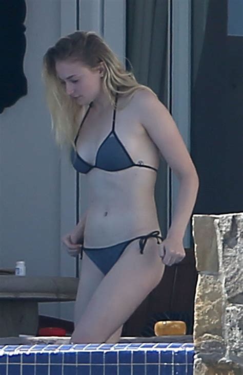 Naked Sophie Turner Added By Fleshfan