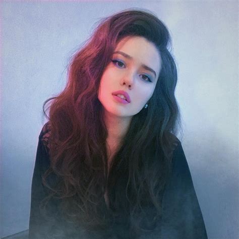 DEAD BLONDE. Биография