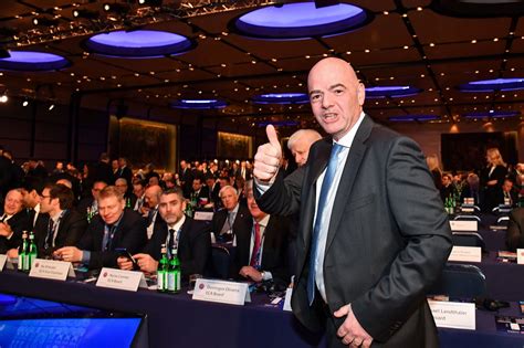 Razzismo In Italia Infantino Elogia La Figc Sta Facendo Un Ottimo